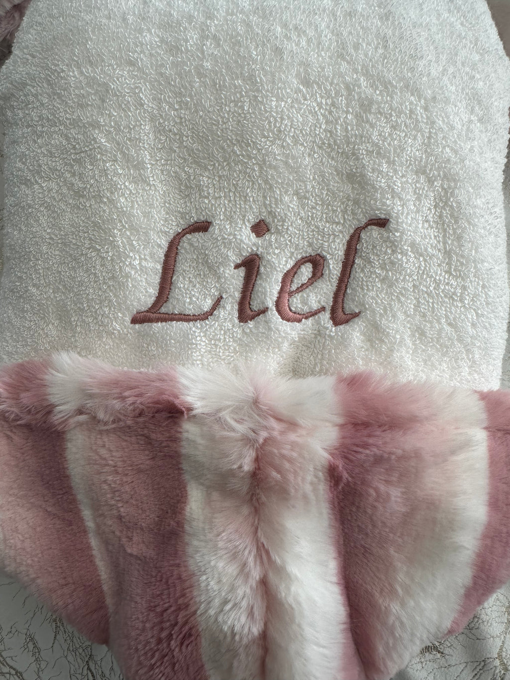 Winx + Blinx Plush Waves Woodrose Fuzzy Hooded Towel