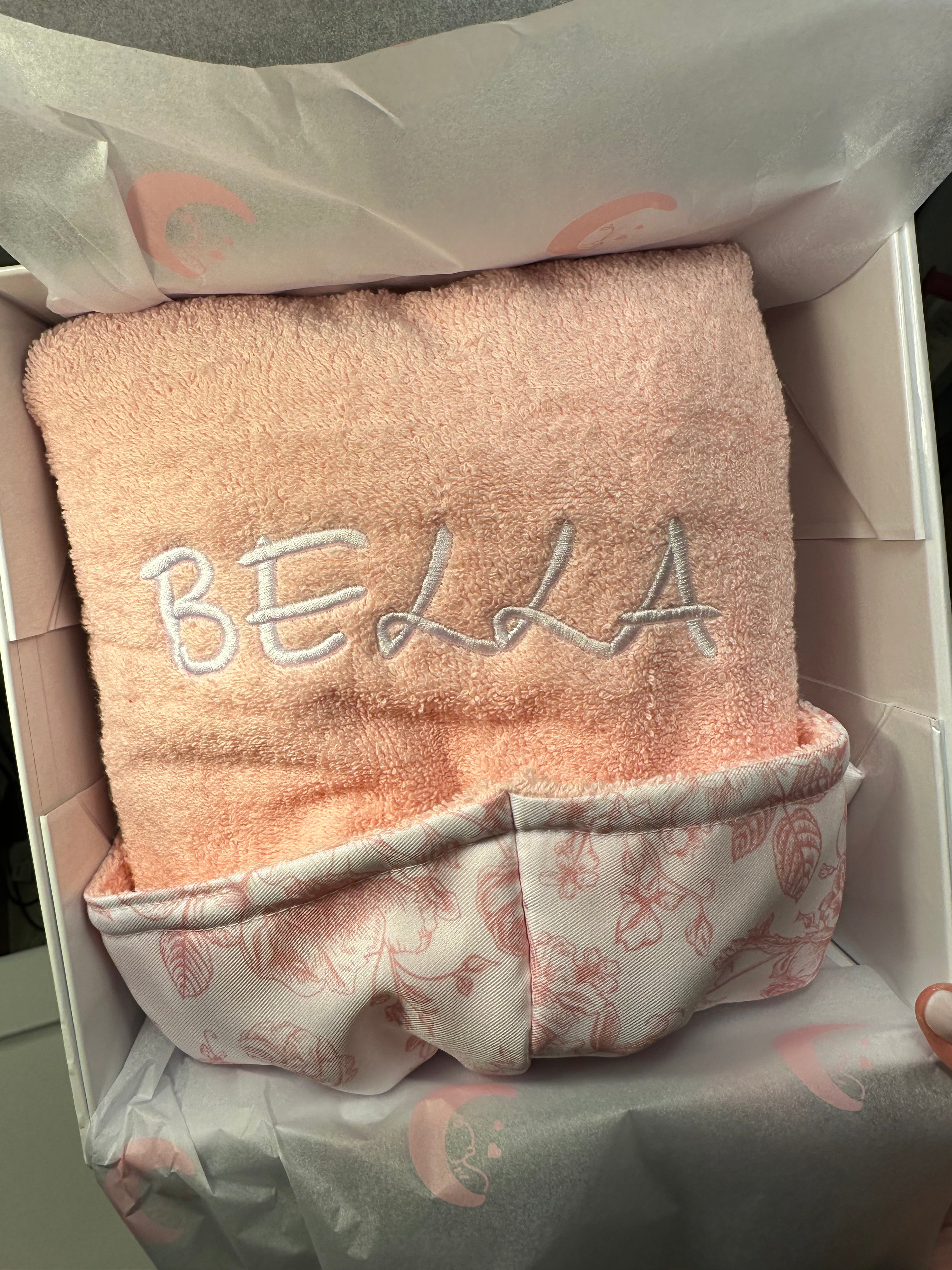 Winx + Blinx Toile Pink Hooded Towel