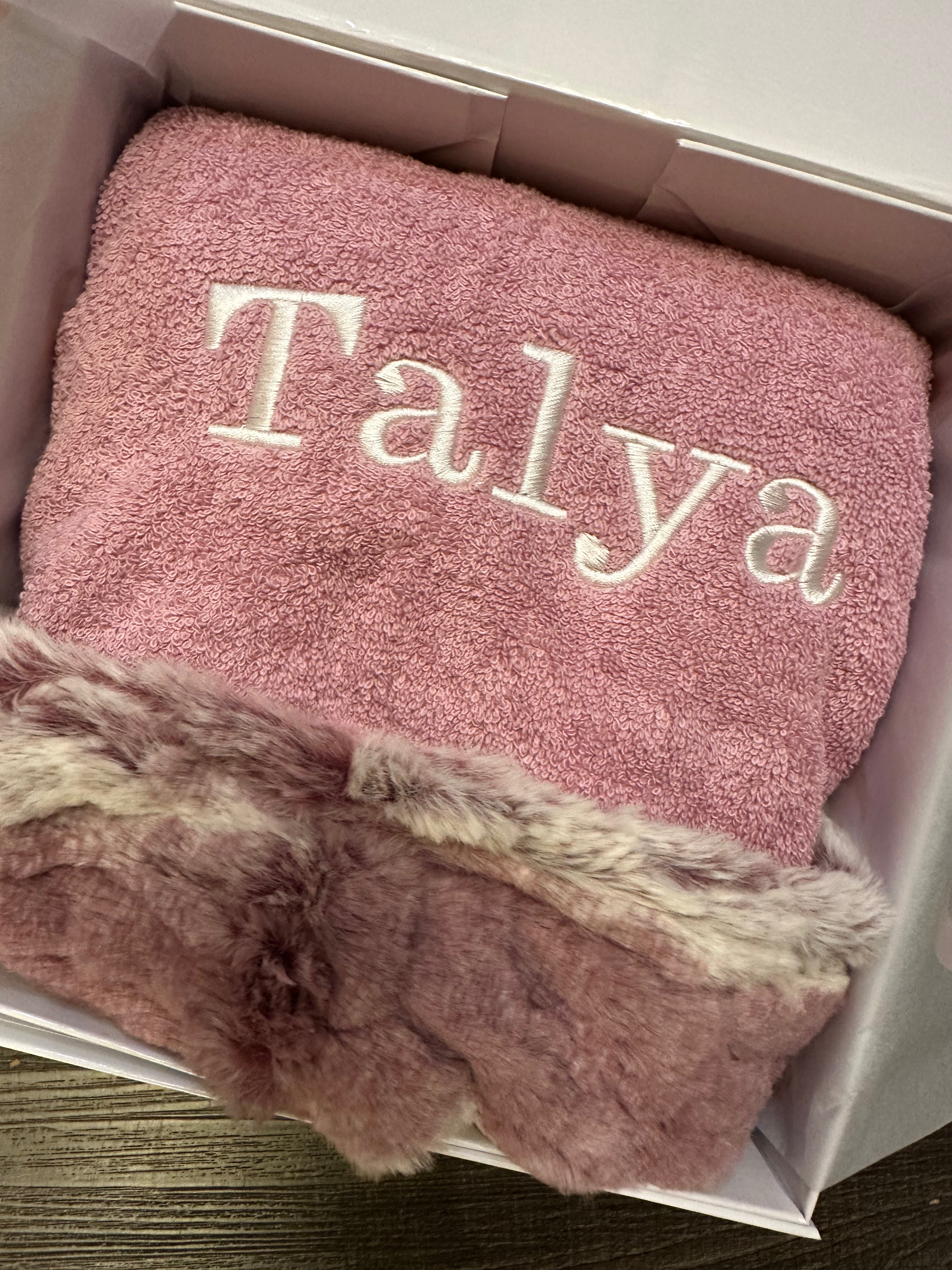 Winx + Blinx Celine Rose Fuzzy Hooded Towel