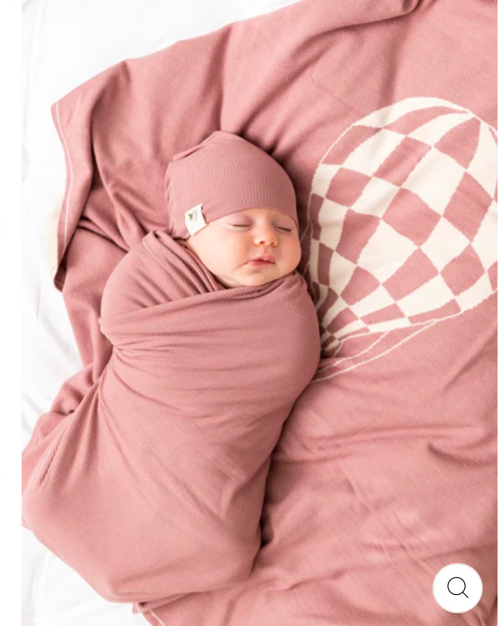 Bebe Bella Checkered Hot Air Balloon Knit Blanket - Blissful Bundlz