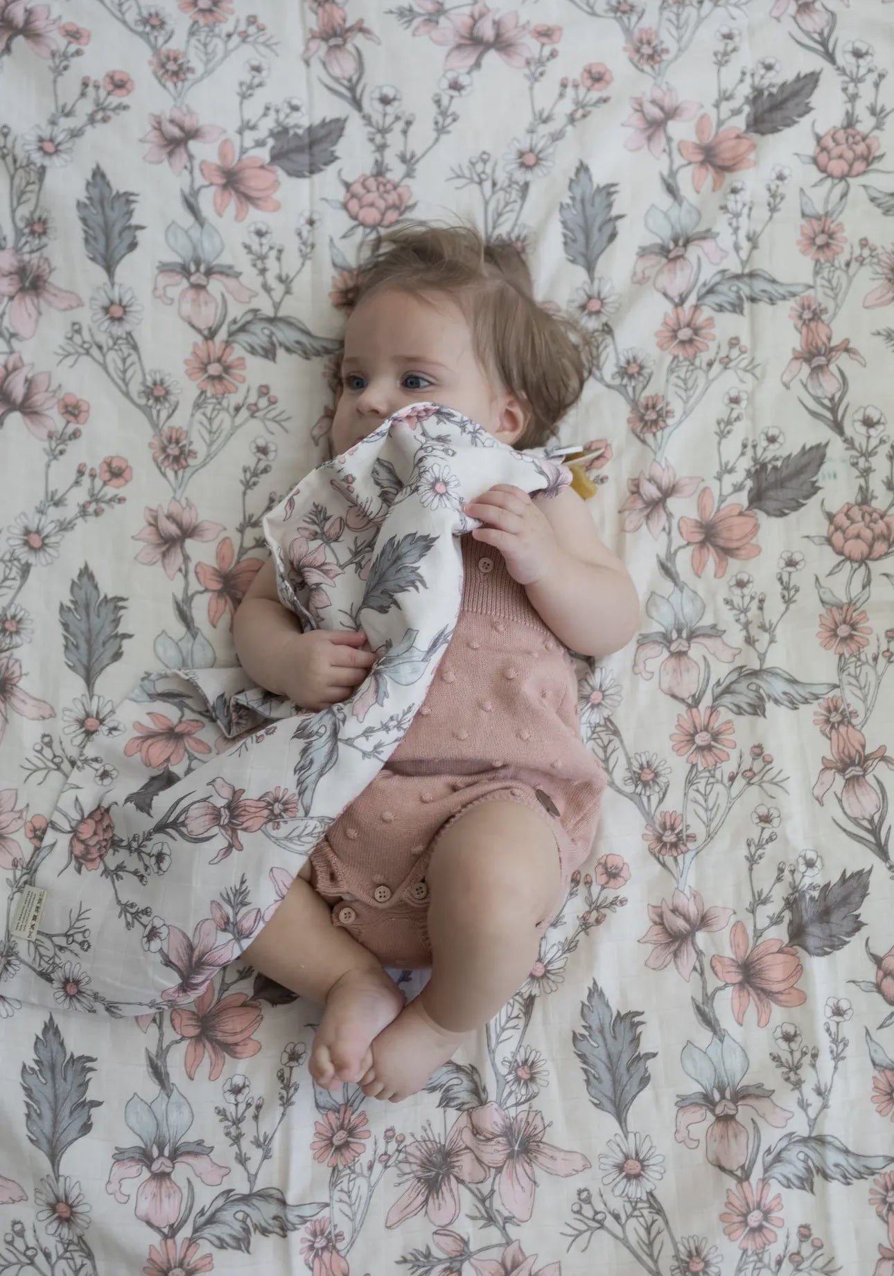 Little Threads Label Dreamy Floral Lovey - Blissful Bundlz