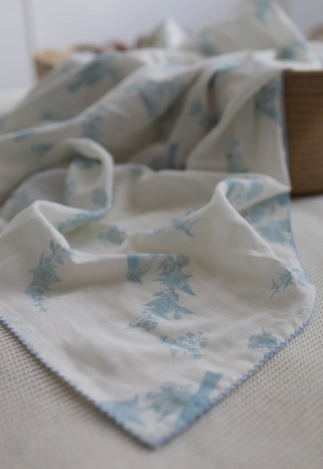 Little Threads Label Little Blue Bird Muslin Blanket - Blissful Bundlz