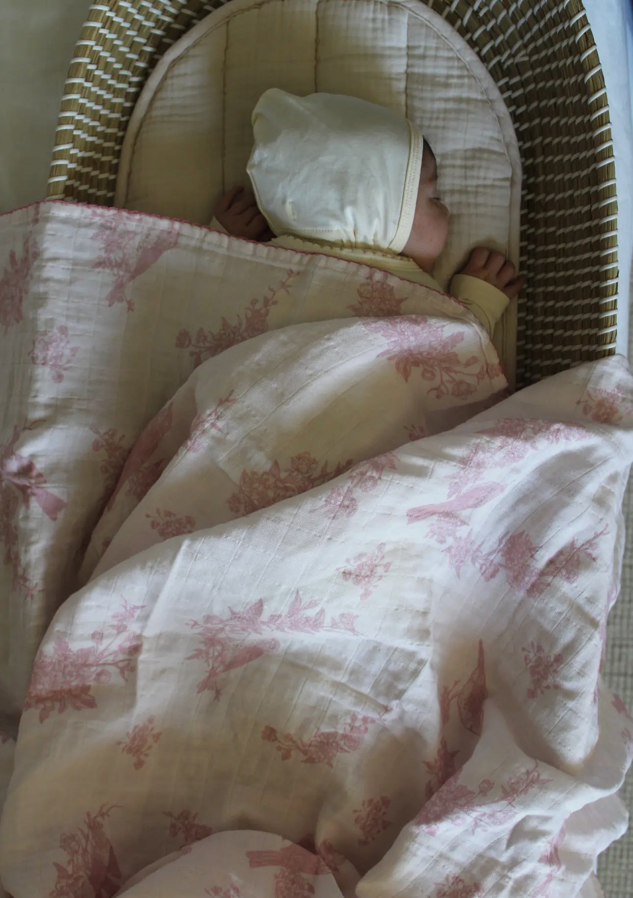 Little Threads Label Little Pink Bird Muslin Blanket - Blissful Bundlz