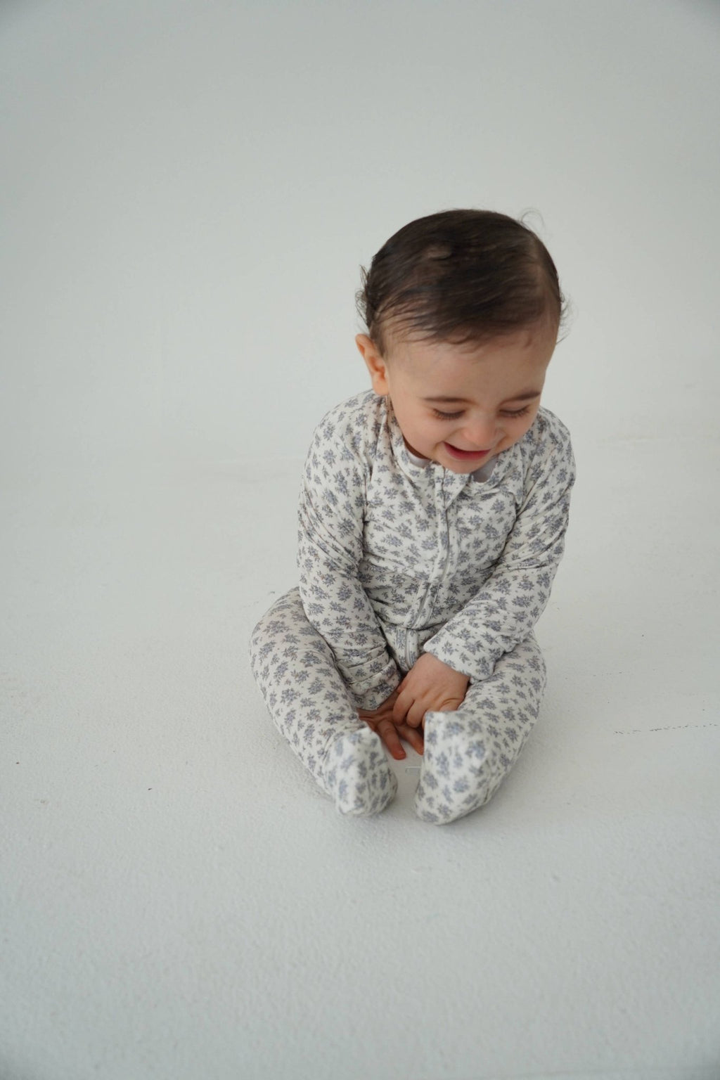 Little Threads Label - Vintage Blue Floral Bamboo Footie - Blissful Bundlz