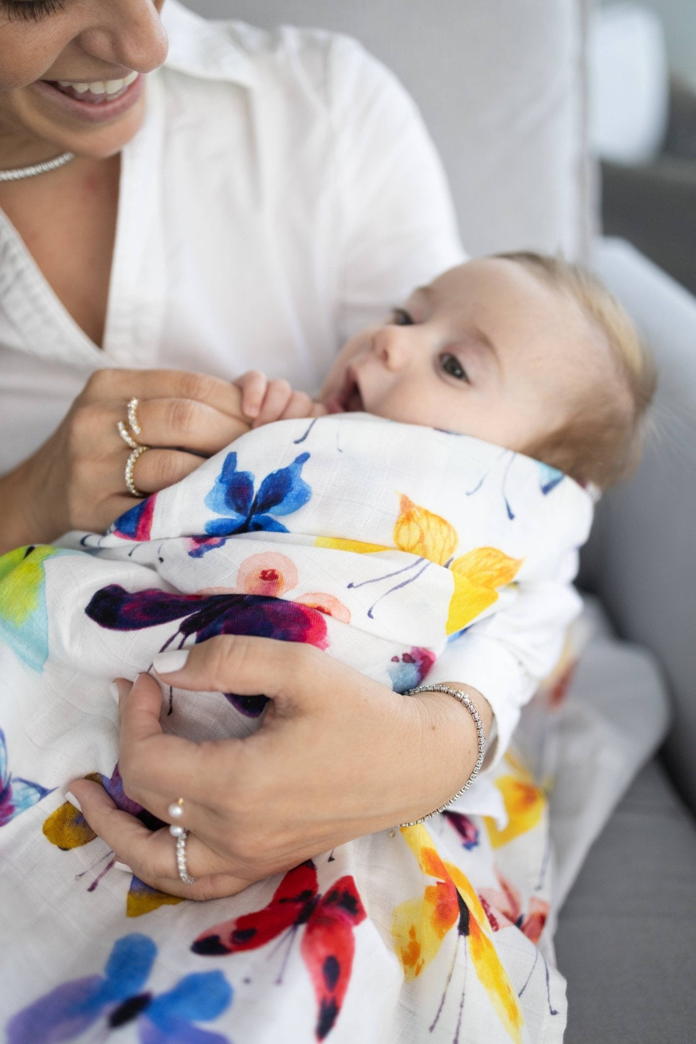 Little Threads - Vivid Butterfly Muslin Blanket - Blissful Bundlz