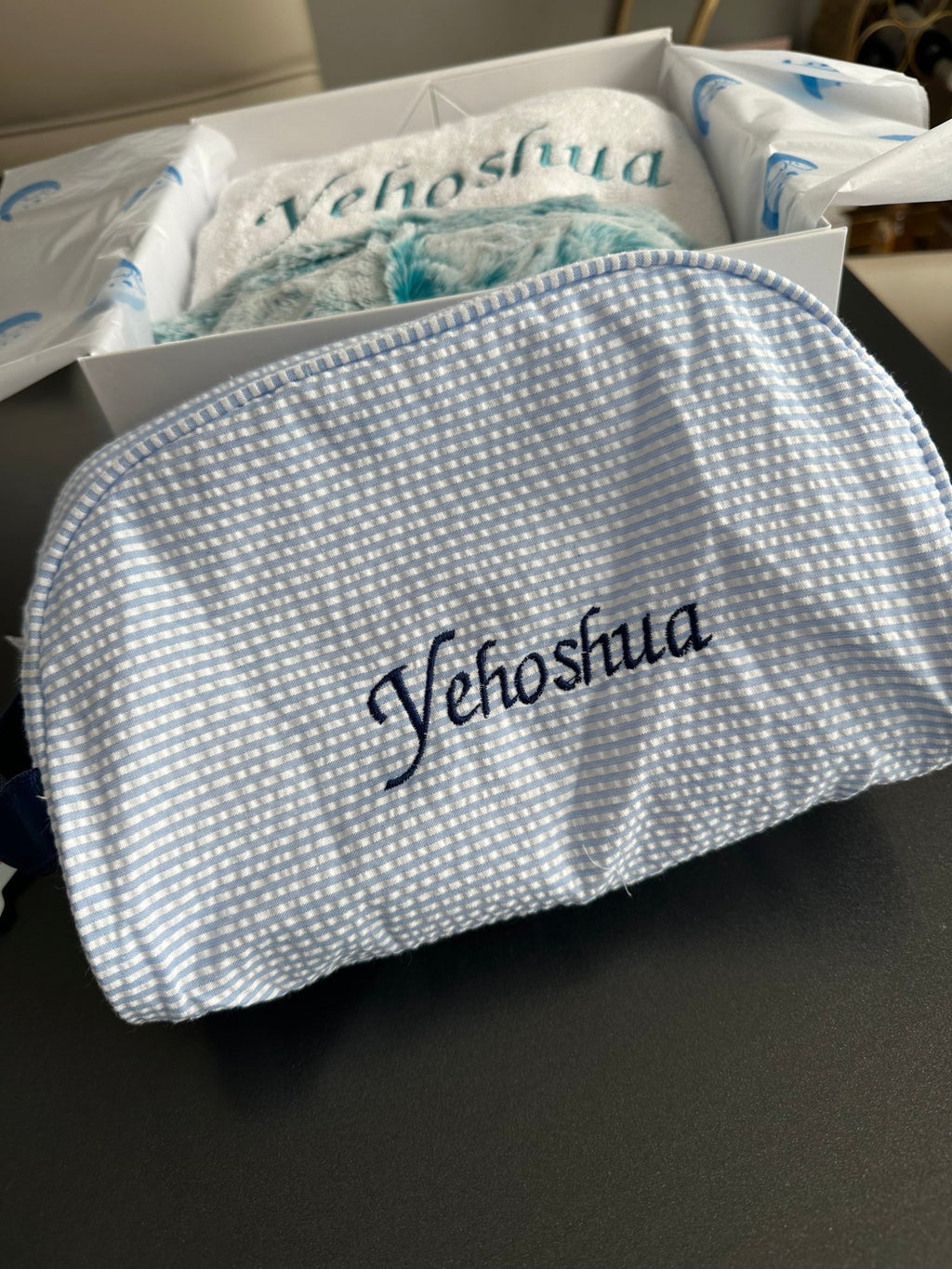 Mint - Skipper Seersucker Traveler Bag - Toiletry Bag