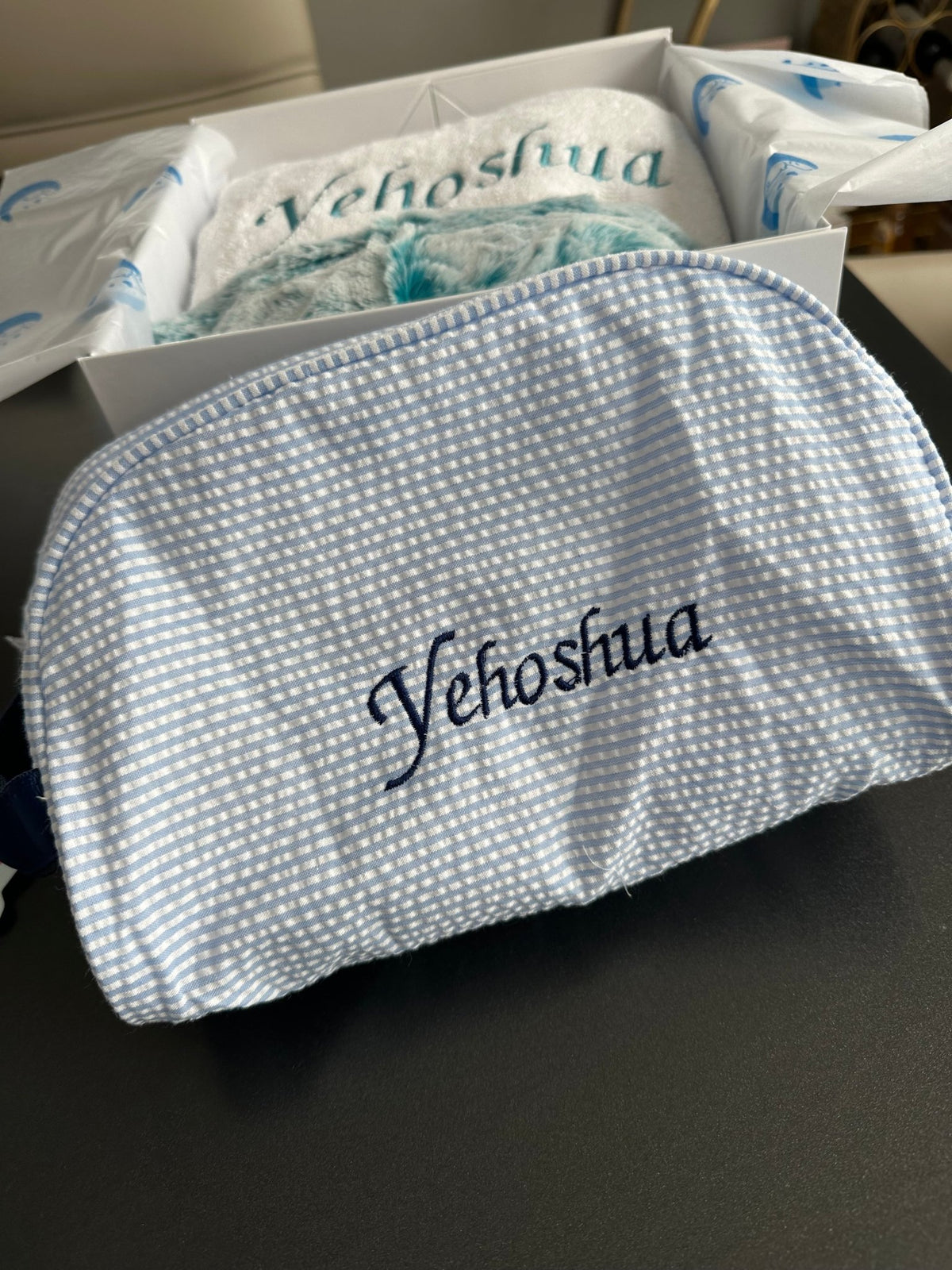 Mint - Skipper Seersucker Traveler Bag - Toiletry Bag