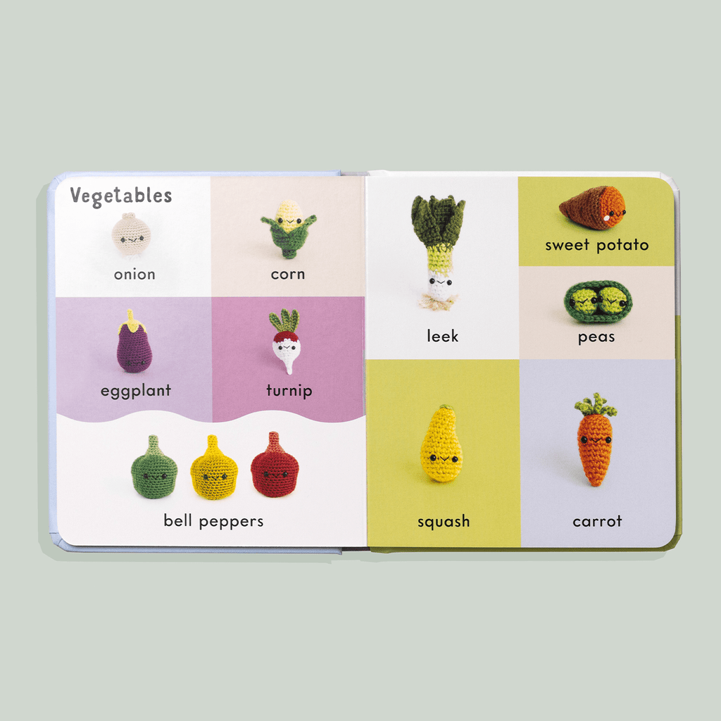 Paige Tate & Co. - First Words with Cute Crochet Friends (Baby Board Book) - Books