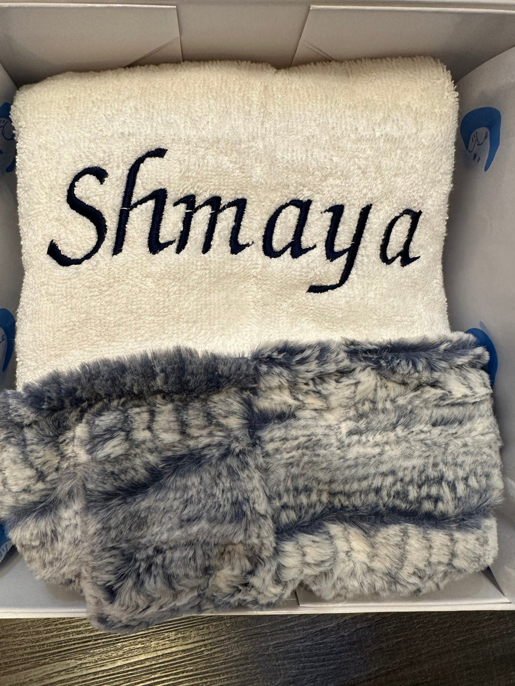 Winx + Blinx Wave Boa Navy Hooded Towel - Towel